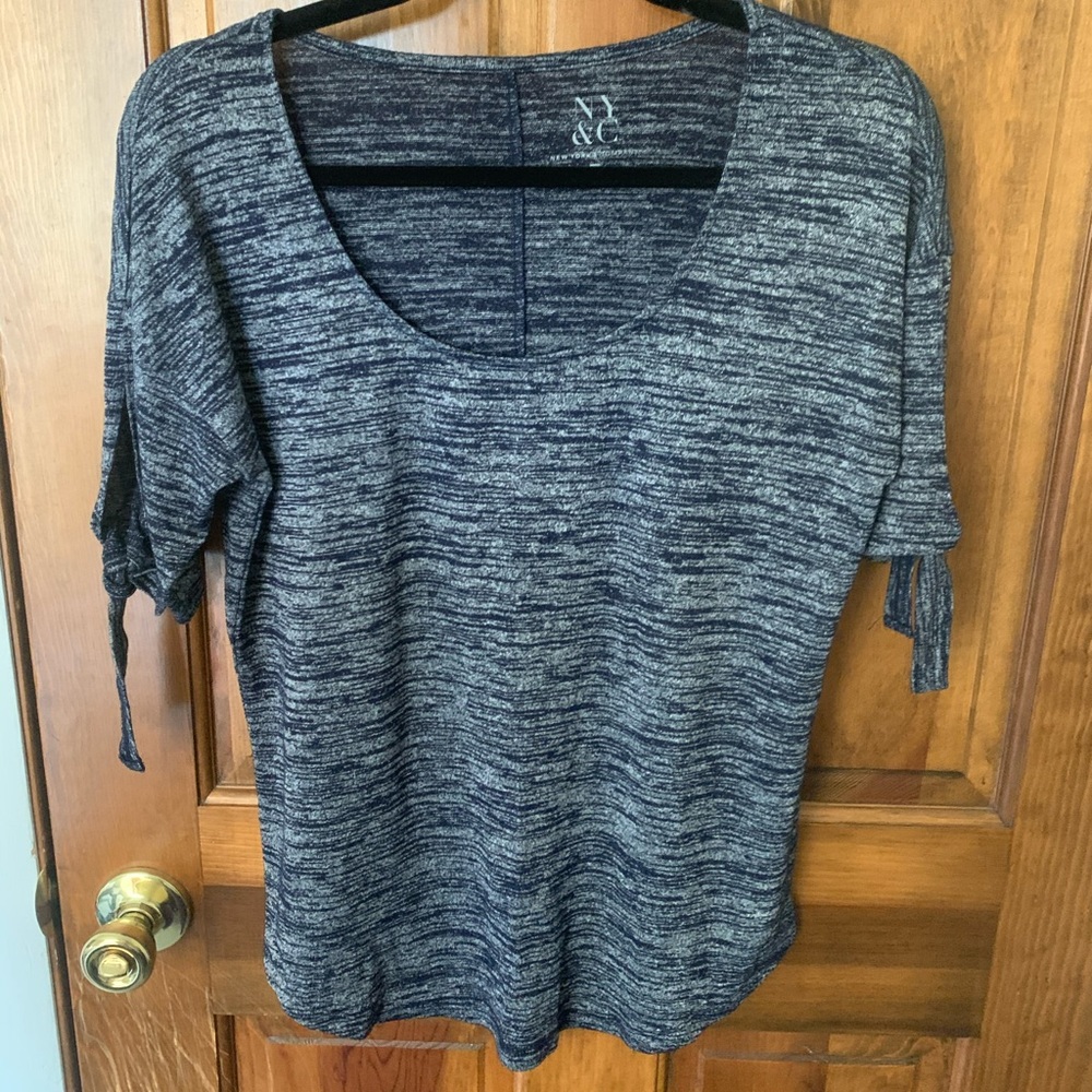 NY&C blue/white top with tie up sleeves - sz-xs